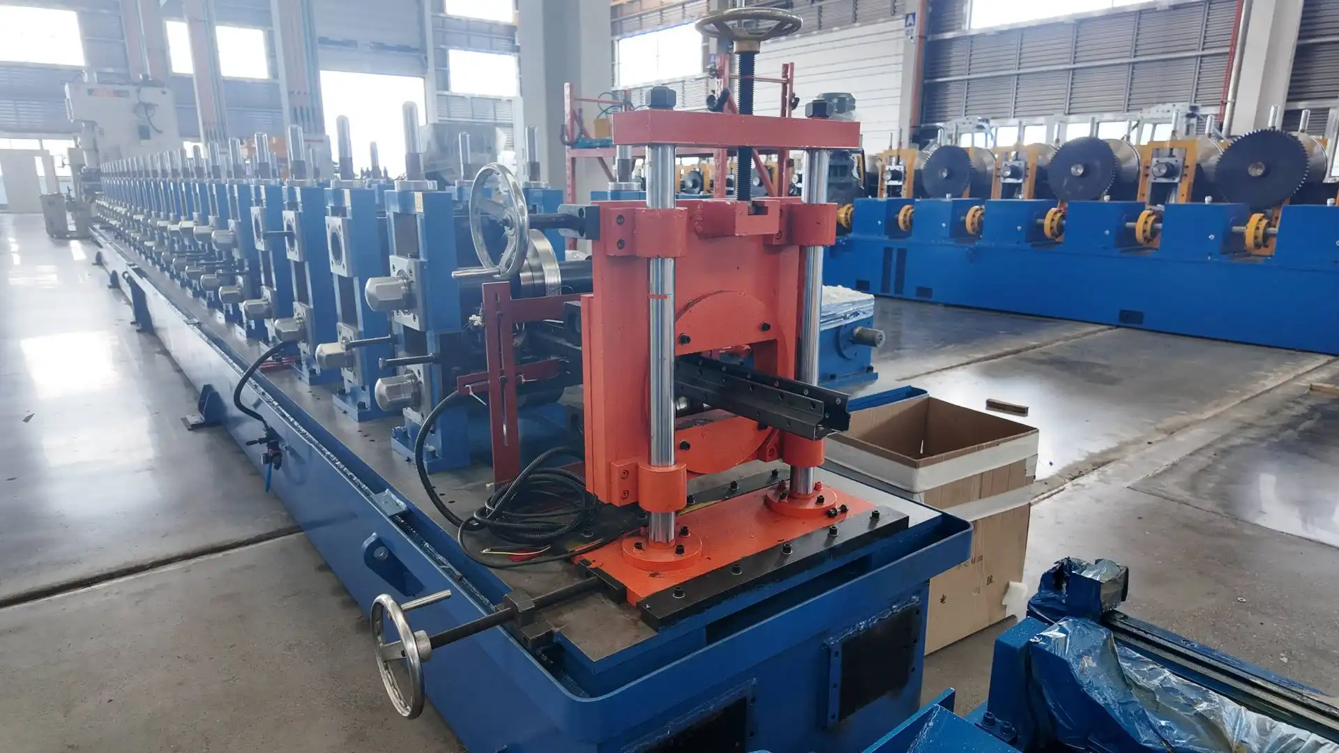 storage shelf machine